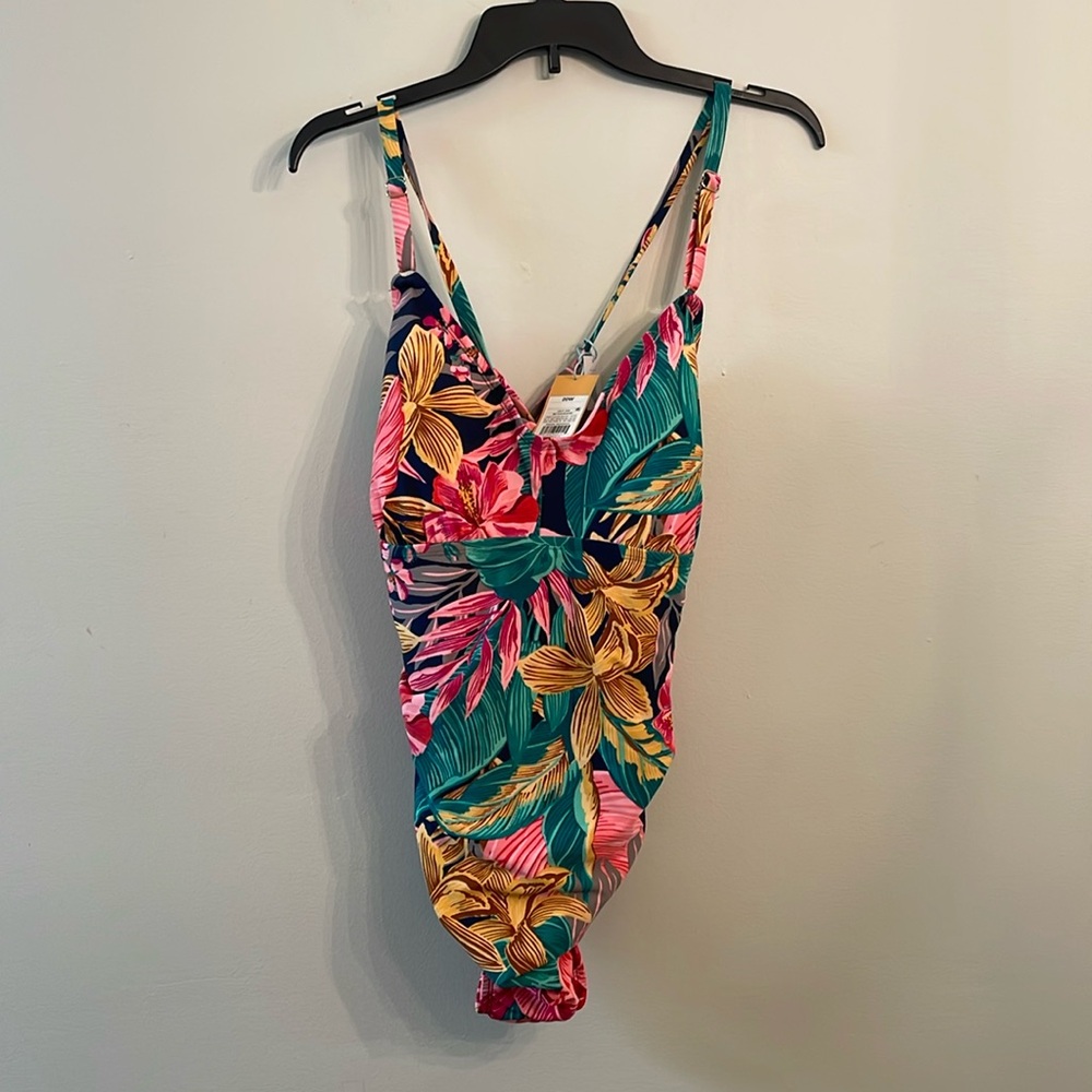 * NWT * KONA SOL One Piece Bathing/ Swim Suit